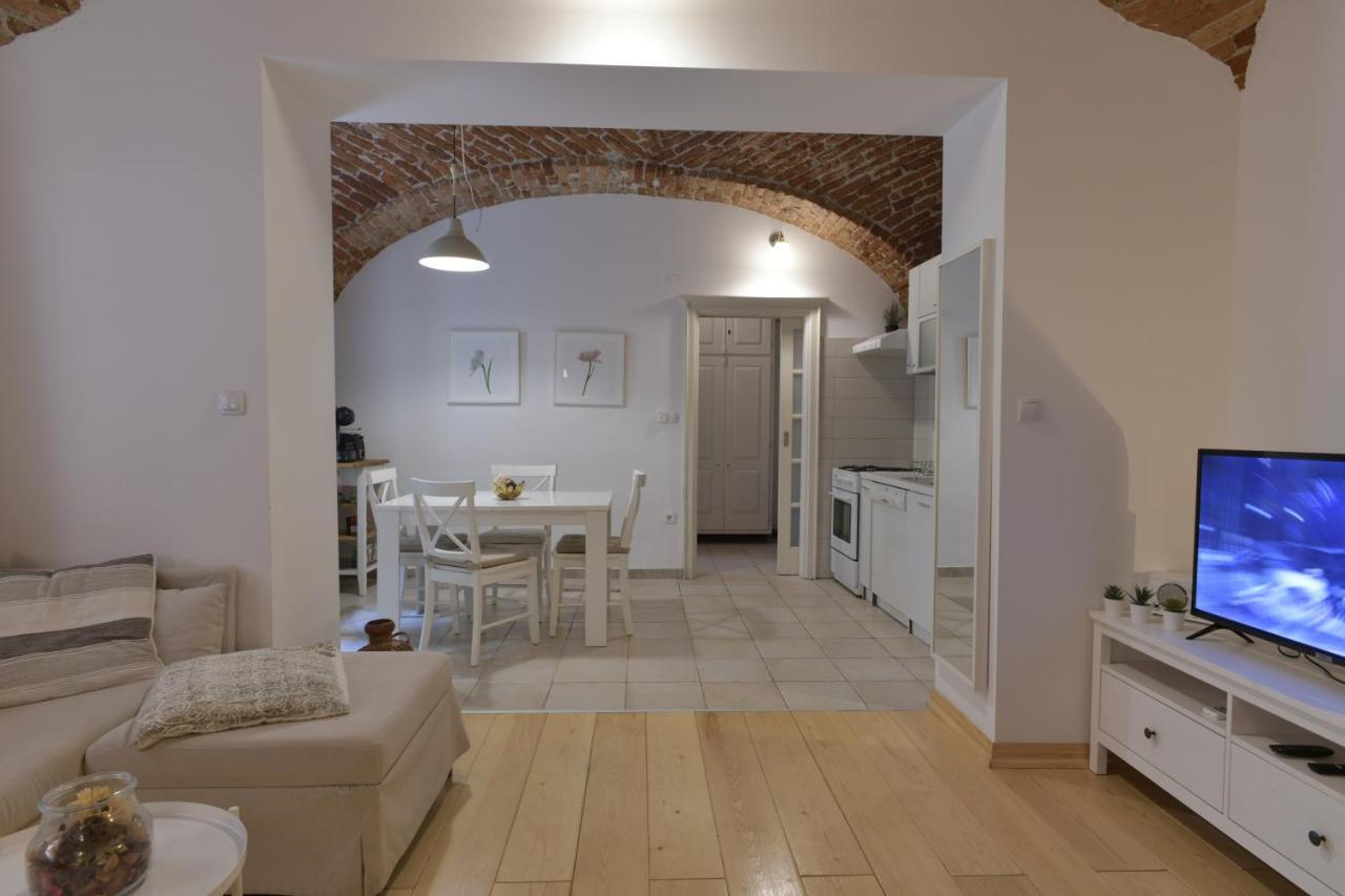 Apartment Azalea Загреб Екстер'єр фото
